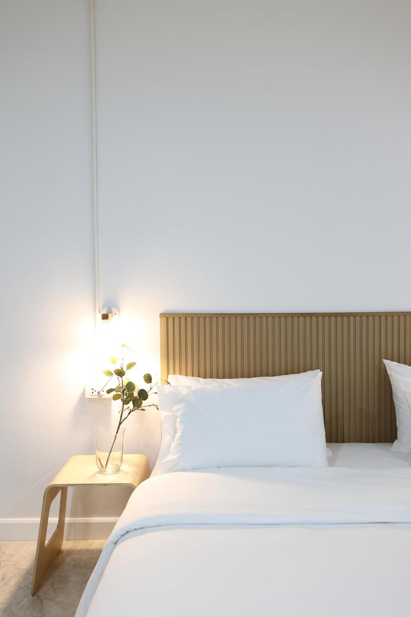 Lfour Hotel 3*