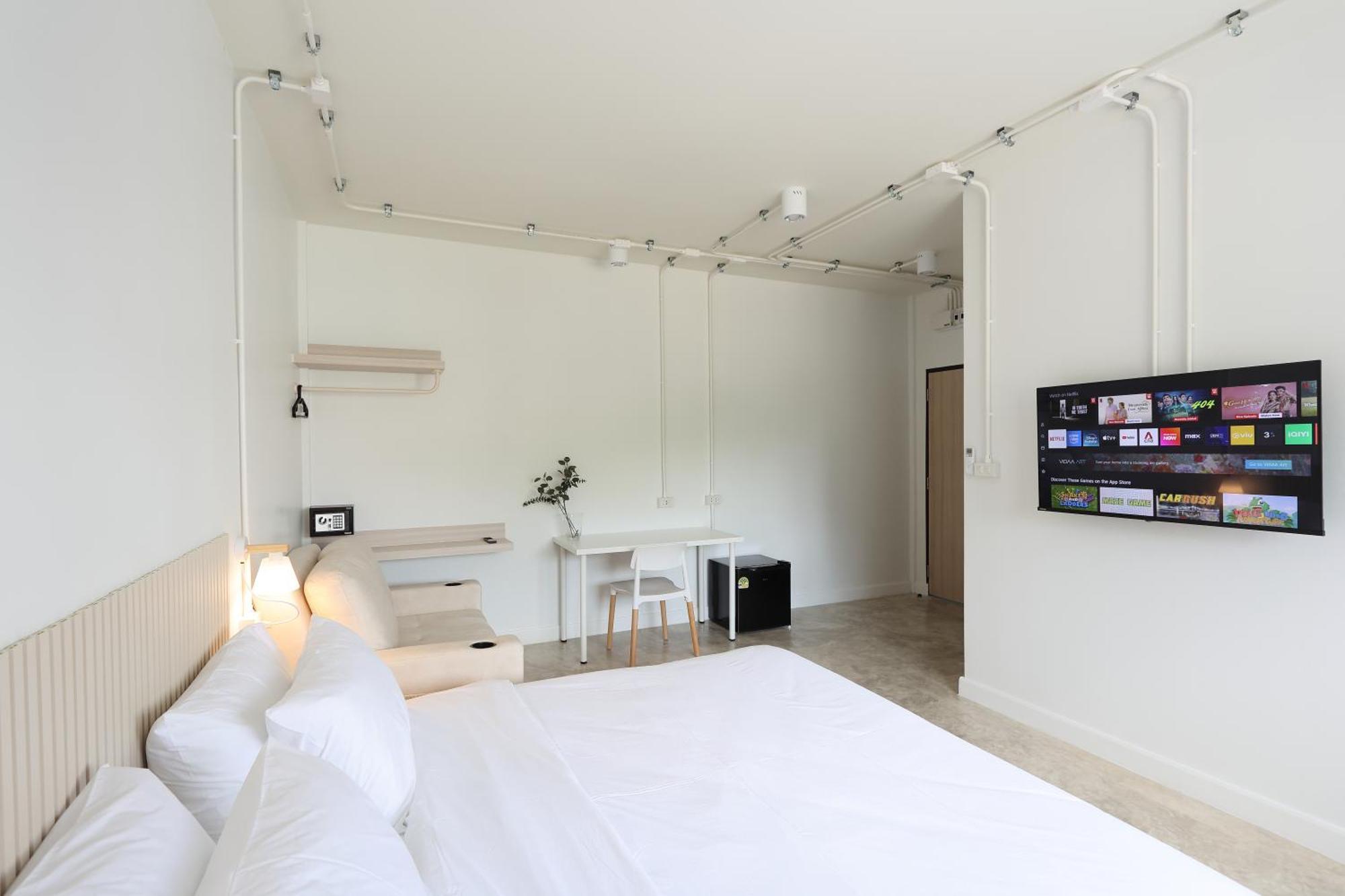 Hotel Lfour